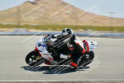 media/Apr-13-2025-TrackXperience (Sun) [[fb1ef998a6]]/Level 2 (Intermediate)/Turn 8 (Session 3)/